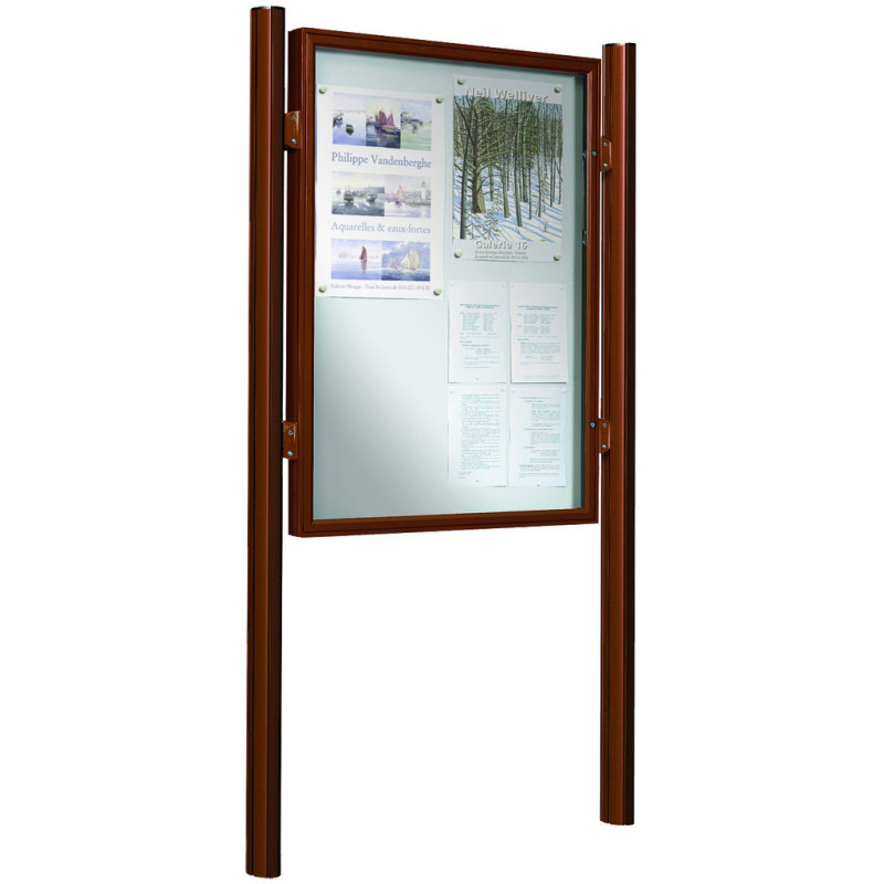 KIT POSTE CUATRO PARA VITRINA DE EXTERIOR